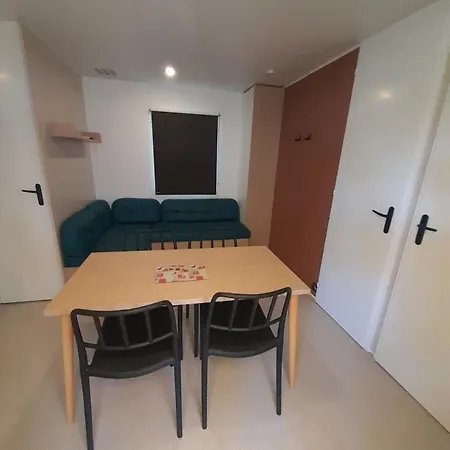 Mobil Joy Campsite Serignan